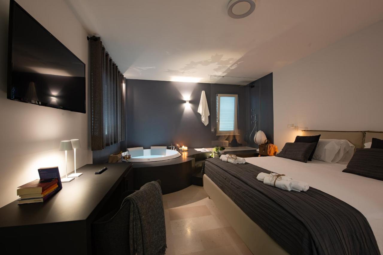 Suite1212 - Rattazzi Монополи Экстерьер фото